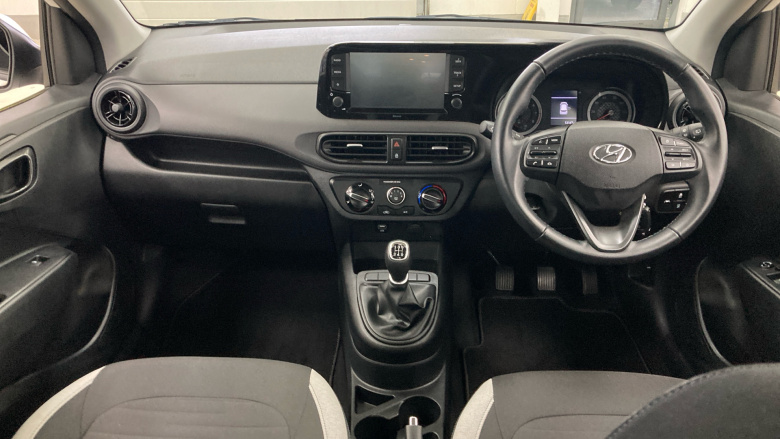 Hyundai i10 1.0 MPi SE Connect 5dr Petrol Hatchback